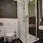 Ff&e Carlton Hotel 2*